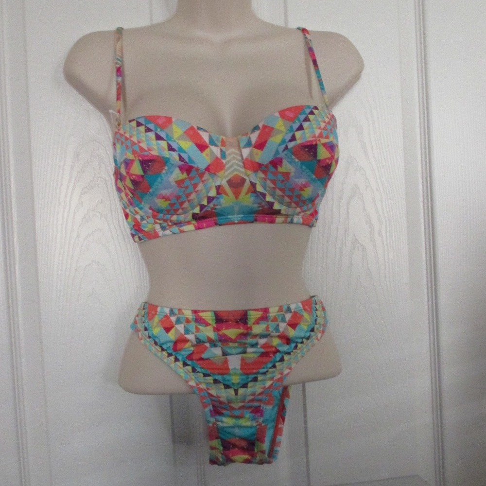 NWT - BAR lll 2 piece swimsuit - sz S - MSRP $88.